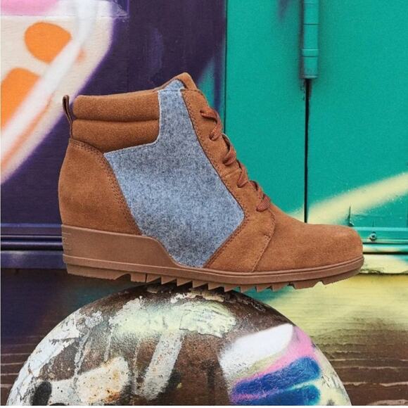 NEW Sorel Evie Ankle Lace Bootie - Picture 1 of 9